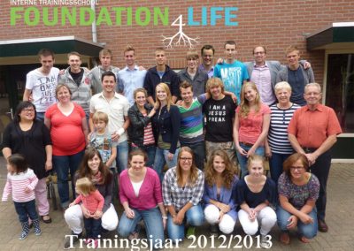 Bijbelschool Foundation 4 Life - Trainingsjaar 2012-2013